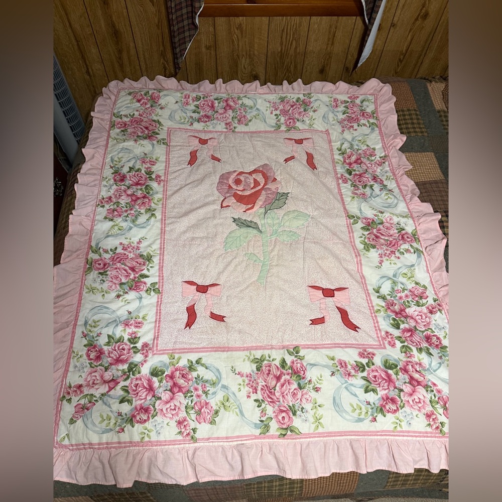 Cracker Barrel 58x48 quilted throw or wall hanging